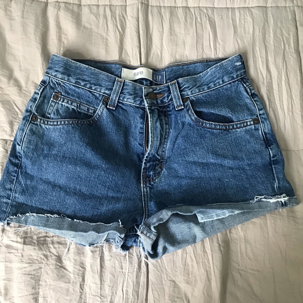 Gaps booty Jean shorts